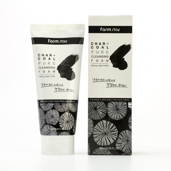 Farmstay Пенка для умывания с углем Charcoal Pure Cleansing Foam 180 мл